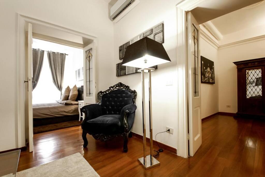 Banchi - Classic Apartment Between Navona And Campo Dei Fiori Rom Eksteriør billede